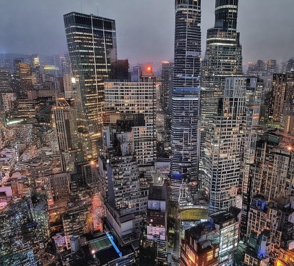 Town of Cool: aloshiyah Kelextis, Kadibah, dan Kepegang